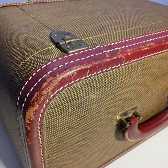 Vintage Skyway Tweed Train Case Cosmetic Luggage Red Lining Old Money Academia - Picture 8 of 14